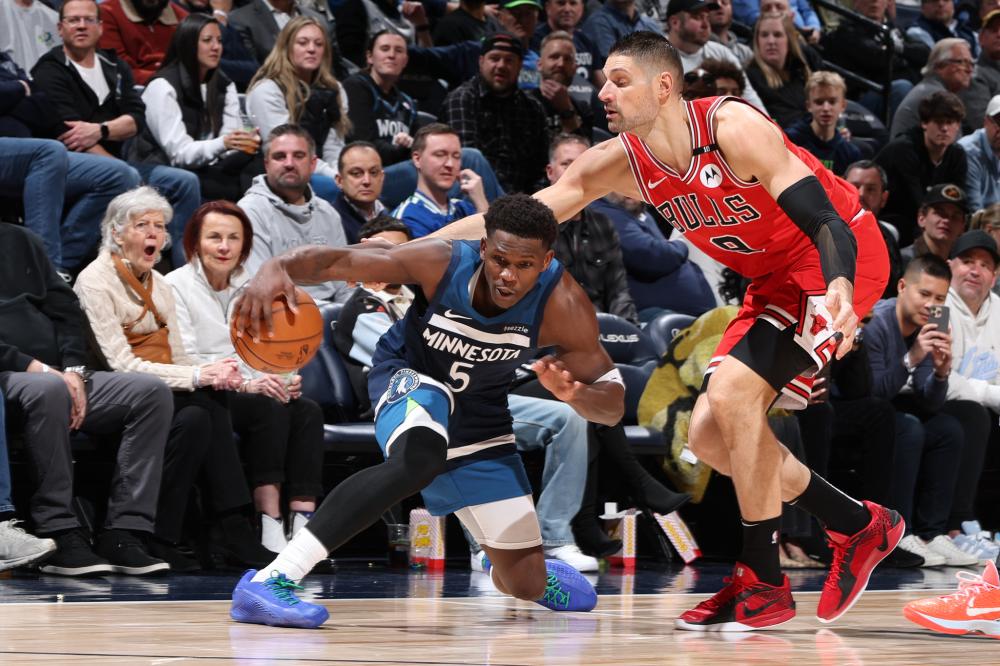 防守球员 防守球员