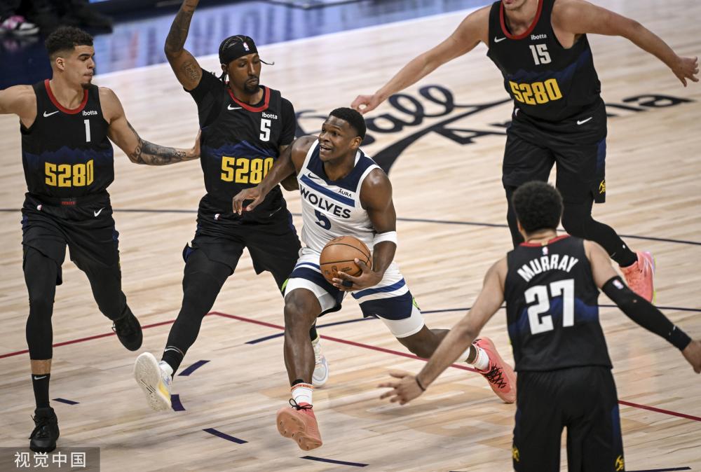 萨里对于他 萨里对于他