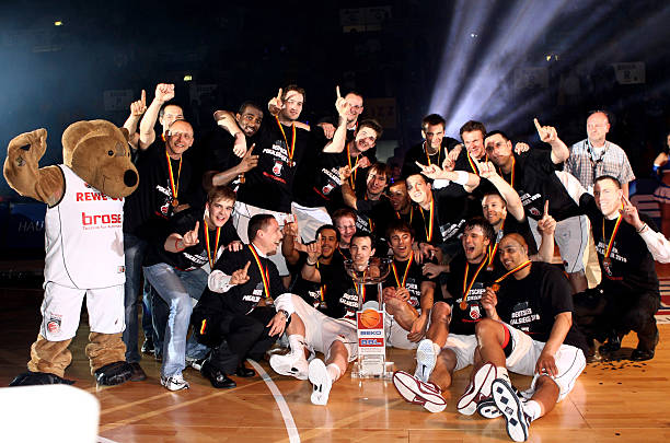 广告收入 广告收入